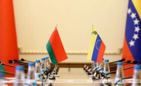 Посол Беларуси встретился с венесуэльским министром планирования: обсуждали совместные промпроекты