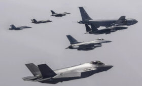 СМИ: фото на память привело к столкновению двух истребителей в Республике Корея
| Новости Беларуси | БелТА