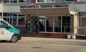 Две школьницы ранены в результате нападения с ножом в гимназии Литвы
| Новости Беларуси | БелТА