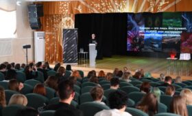 Участники «Мельницы моды» узнали от экспертов секреты съемки на камеру смартфона