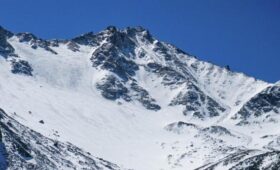В Бурятии четыре человека оказались под снежной лавиной на горе Мунку-Сардык  | Новости Беларуси | БелТА