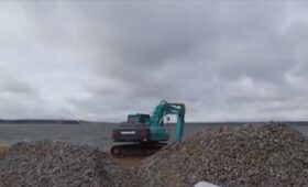 На Заславском водохранилище ведется ремонт гидроузла