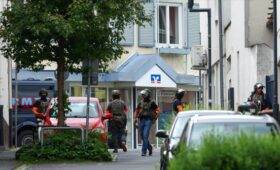 В Германии освободили заложников в отделении банка, преступники скрылись | Новости Беларуси | БелТА