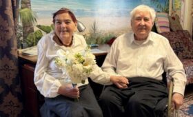 «Мама растрогалась, папа улыбался». Супруги из Бреста через 60 лет снова обменялись кольцами