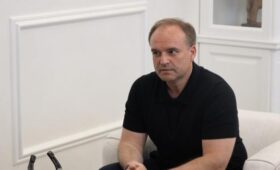 Стась покинул «Юность» и возглавил хоккейный клуб «Брест»