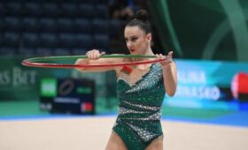 Горносько вышла в финалы с обручем и мячом на чемпионате Европы