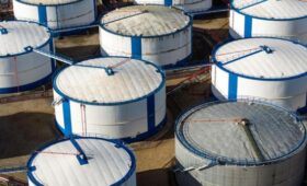 Мировые запасы добытой нефти приближаются к восьмилетнему минимуму
 | Новости Беларуси | БелТА