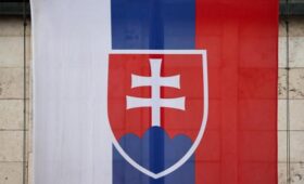 Словакия ввела уголовную ответственность за осквернение памятников советским воинам-освободителям
| Новости Беларуси | БелТА