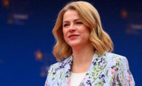 Премьер-министр Латвии подала в отставку после инцидента с дронами  | Новости Беларуси | БелТА