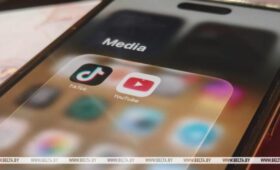 TikTok и YouTube признали небезопасными для подростков в Великобритании | Новости Беларуси | БелТА