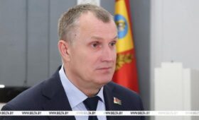 Мехотряды и укрупненные звенья. Исаченко рассказал о заготовке кормов в Могилевской области 
