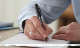 Нотариусы с 1 января 2027 года будут совершать исполнительные надписи по отдельным требованиям только удаленно