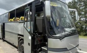 Когда дети хотели забрать вещи из пораженного дроном автобуса, над ним тоже кружили БПЛА — Перцов 