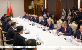 Снопков: Беларусь делает упор на промышленную и технологическую кооперацию с Китаем